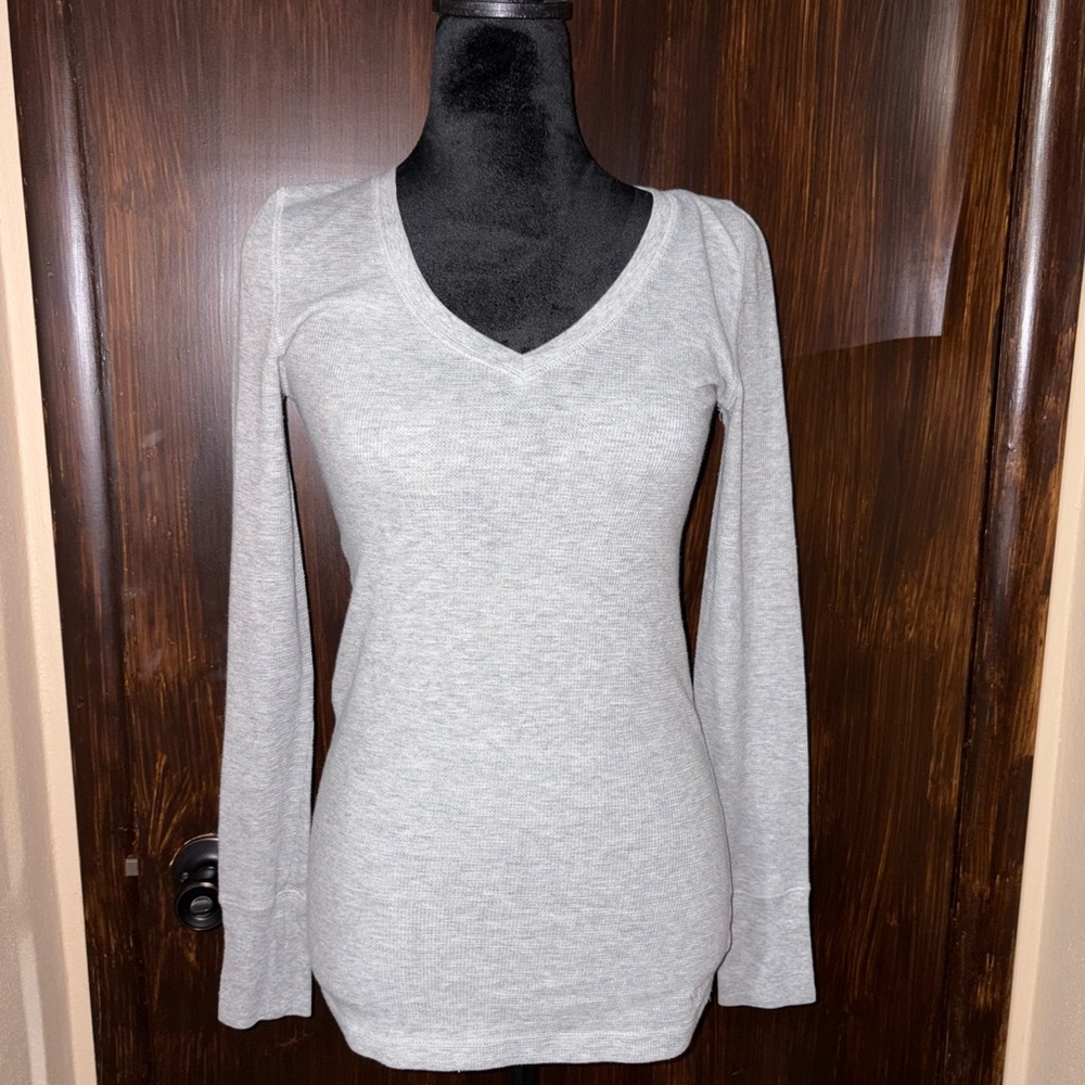 Victoria Secret long sleeve Women's Gray V-Neck